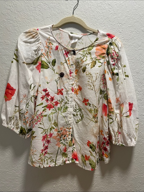 H&M Tops - H&M White Floral Button-Up Blouse with Pink & Orange Blooms